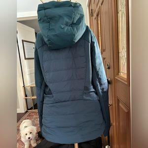 Lululemon jacket size 12